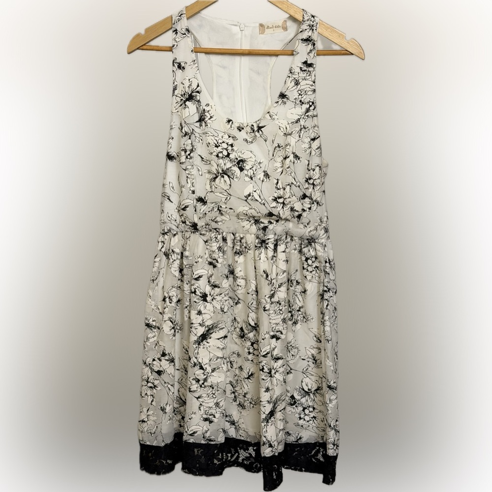 Altar'd State Womens Size S Cream Black Sleeveless Lace Hem Racerback Dress